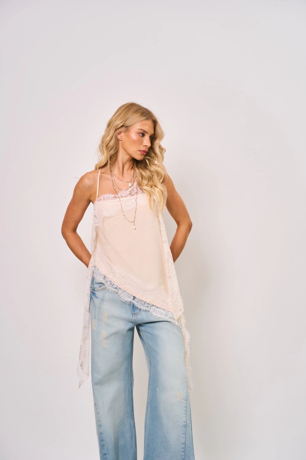 Blusa Assimetrica Eternity Cru