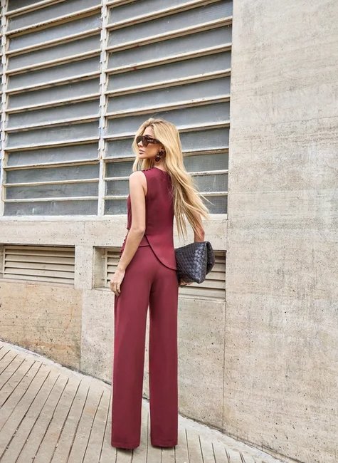 Conjunto Alfaiataria Detalhe Botão Marsala 3
