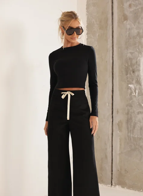 Blusa Manga Longa Básica Preta